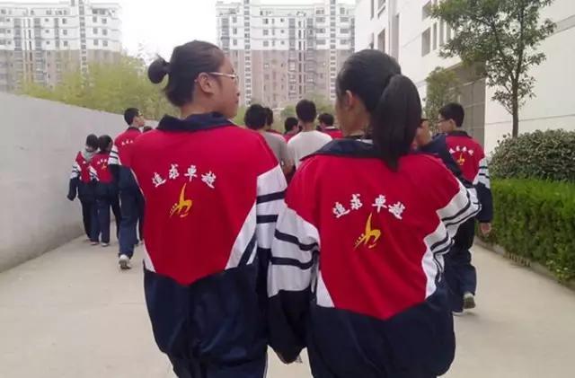 中国最具特色的校服,中国校服真的丑吗