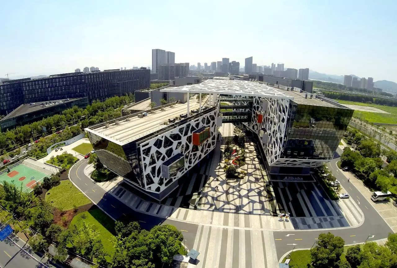 阿里巴巴创业时的商业模式是什么,阿里巴巴商业模式发展历程