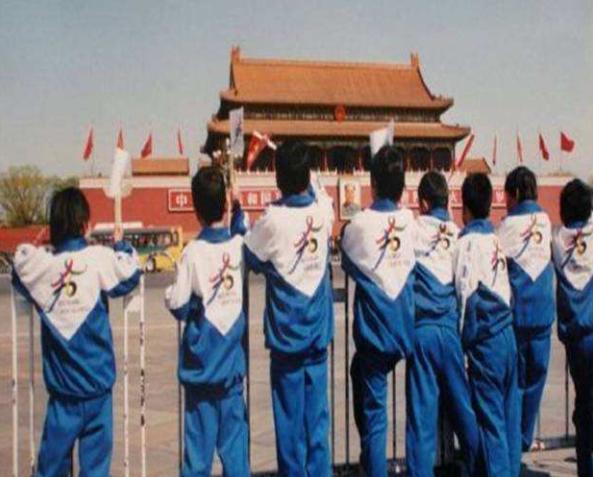 中国最具特色的校服,中国校服真的丑吗