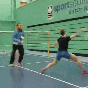 打羽毛球10种易于操作的技术训练方式，熟能生巧