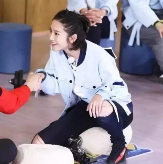 关晓彤代购靠谱吗,关晓彤的鞋子有多贵