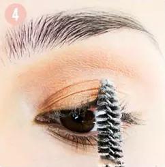 怎样让小婴儿的睫毛长得又长又密,剪眼睫毛可以让睫毛长得更长更密