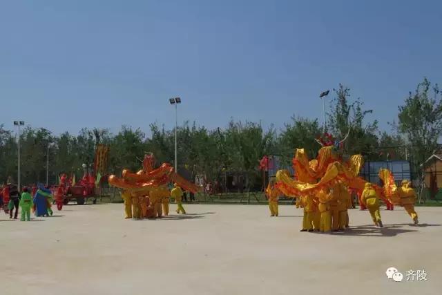 蹴鞠体育节开幕式,齐文化博物院蹴鞠表演队