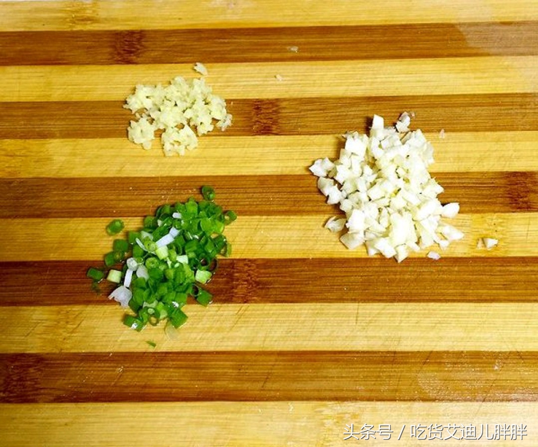 自制版快手菜——麻婆豆腐（既下饭又解馋）