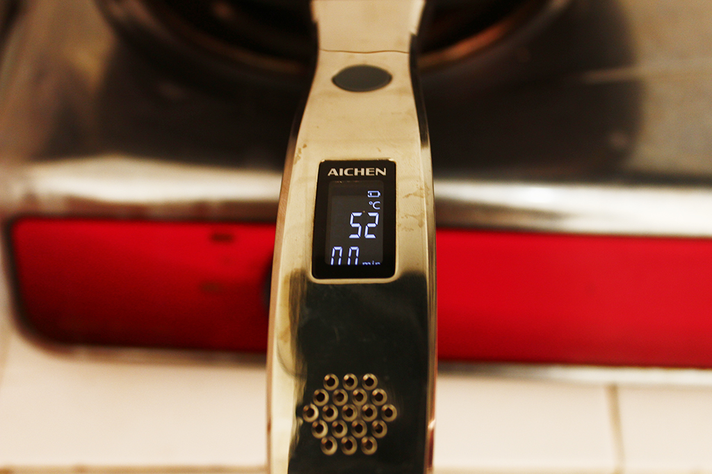 爱妻智能炒锅怎么样,爱妻智能锅不粘锅