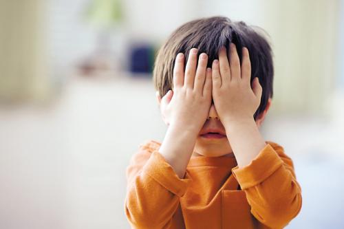 宝宝一次吃了8粒鱼肝油会中毒吗,小孩误吃鱼肝油洗胃后还要住院吗