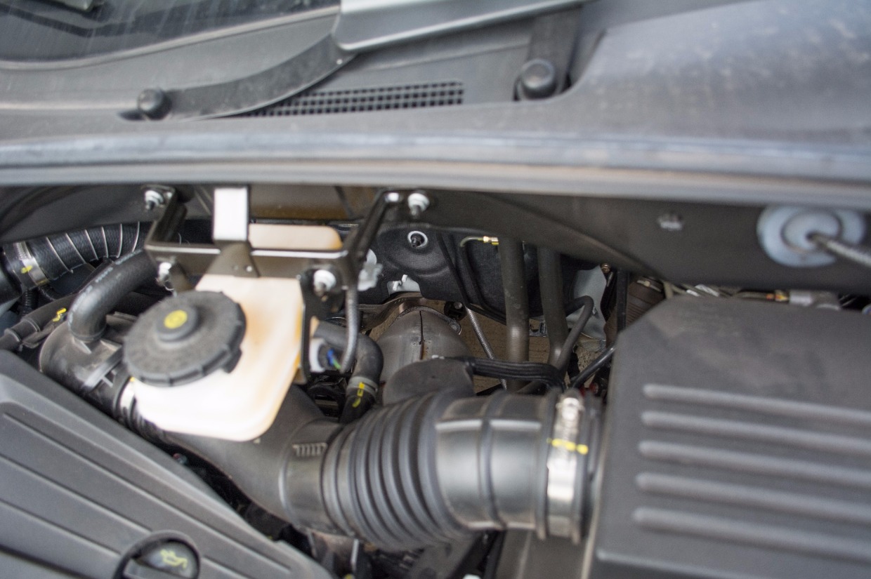 比亚迪s7多少公里换变速箱油,比亚迪s7变速箱是干式还是湿式