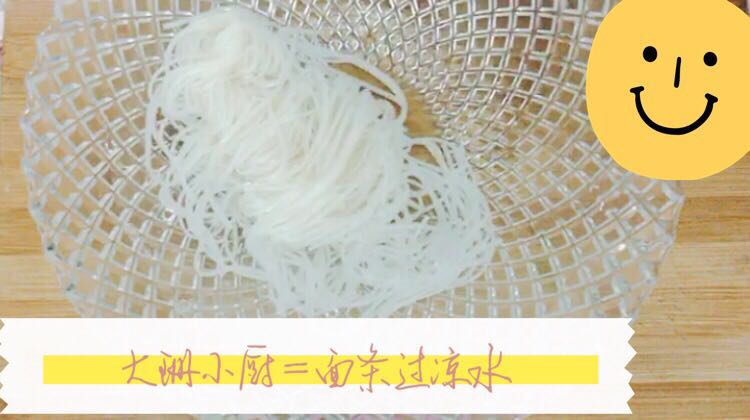 汪涵油泼面怎么做的,汪涵煮的面怎么做的