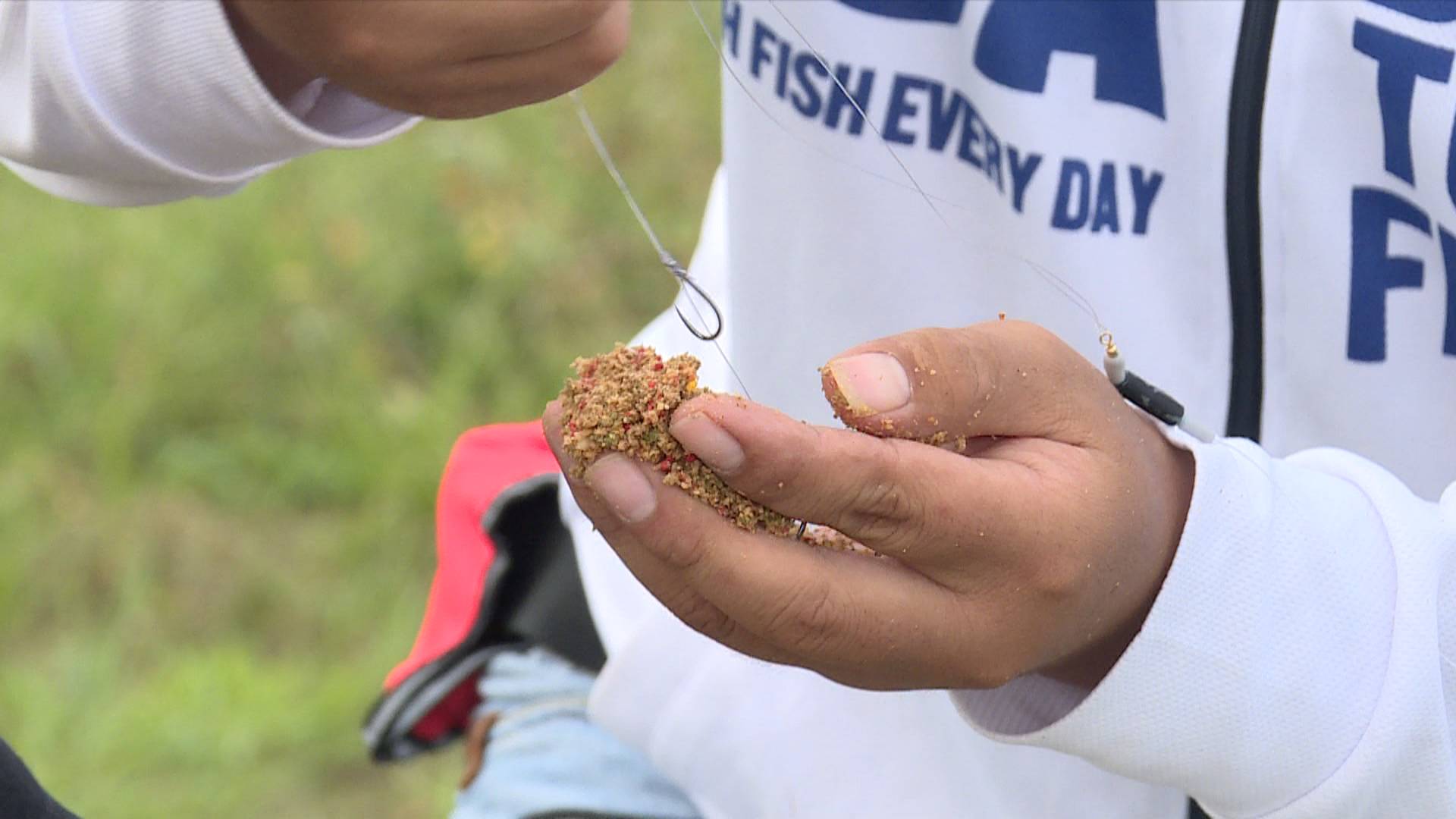 野钓巨物怎么选竿,野钓巨物怎么用