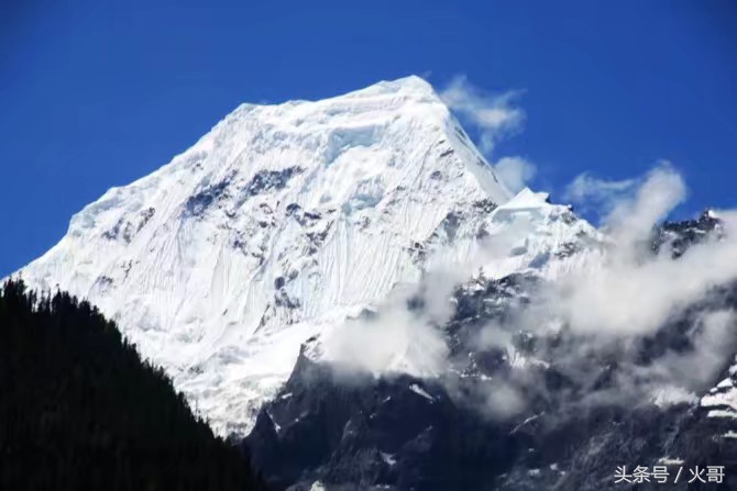 西藏林芝波密姑娘,路过林芝