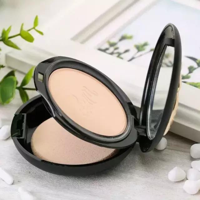 出游必备美妆好物,夏天出游必备底妆