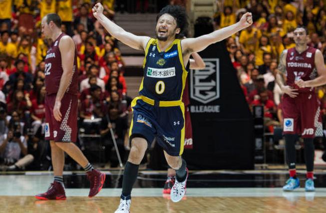 灌篮高手作者井上雄彦访谈,灌篮高手作者井上雄彦签名