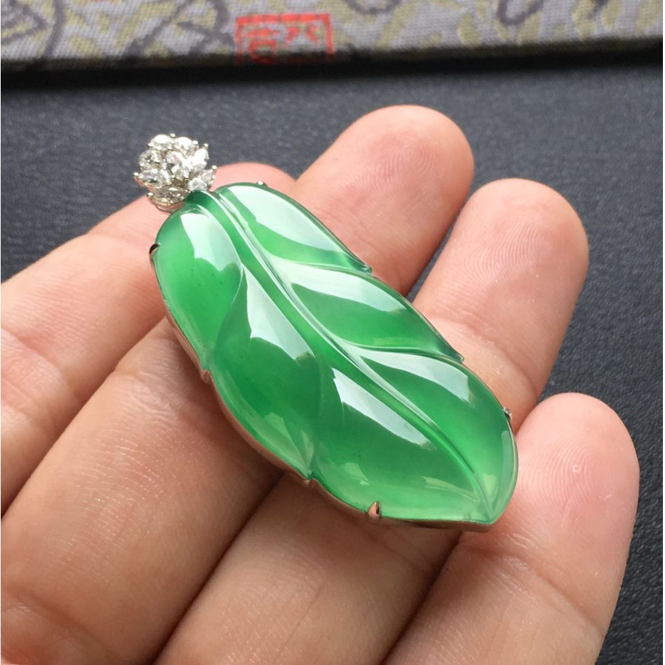 翡翠如何保养更保值,翡翠正圈和圆条哪个保值