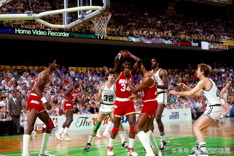 nba之路可谓一路艰辛,nba的传奇里程碑