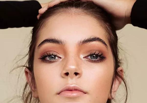 戴美瞳有哪些基本常识,戴美瞳时一定要注意的几个点