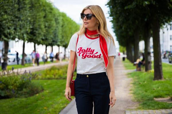 早秋复古又时髦的日常搭配,又酷又飒的早秋搭配