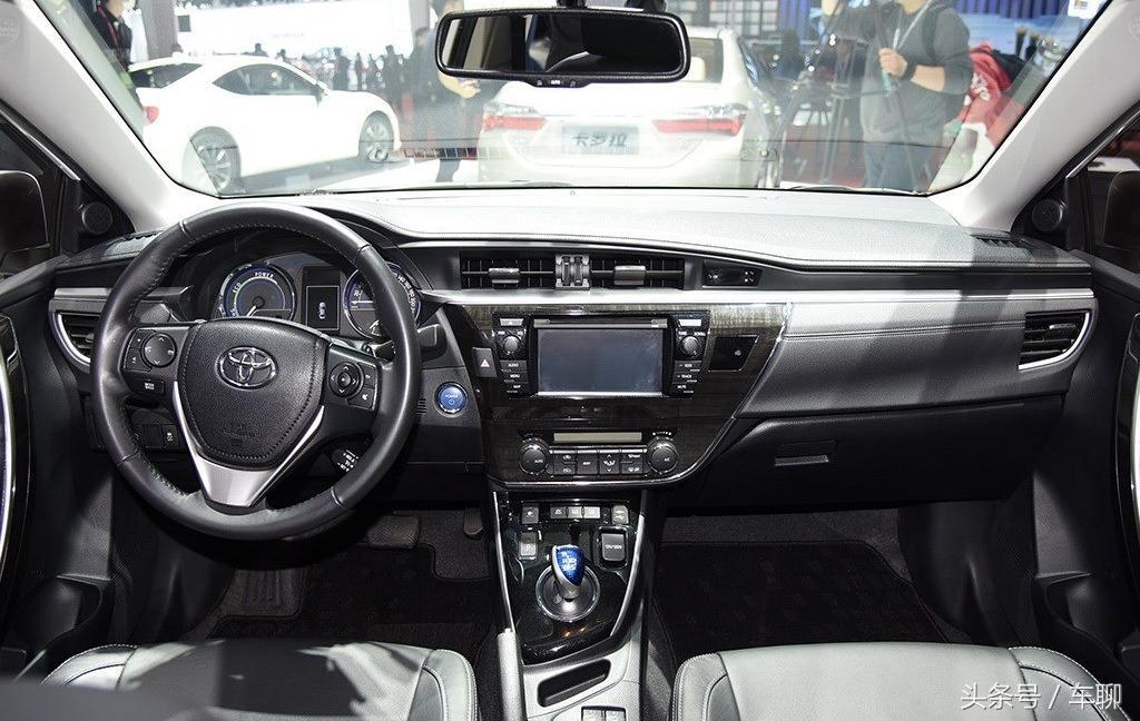 2018款进口版丰田卡罗拉图片,2017款丰田卡罗拉外观和内饰实拍