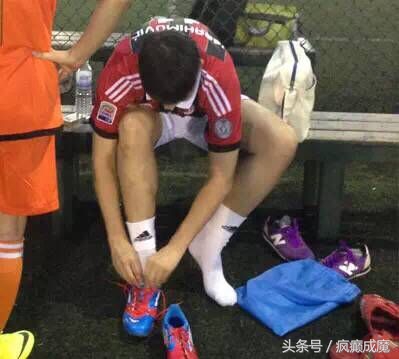 业余足球搞笑全是假动作,纯属娱乐飙演技