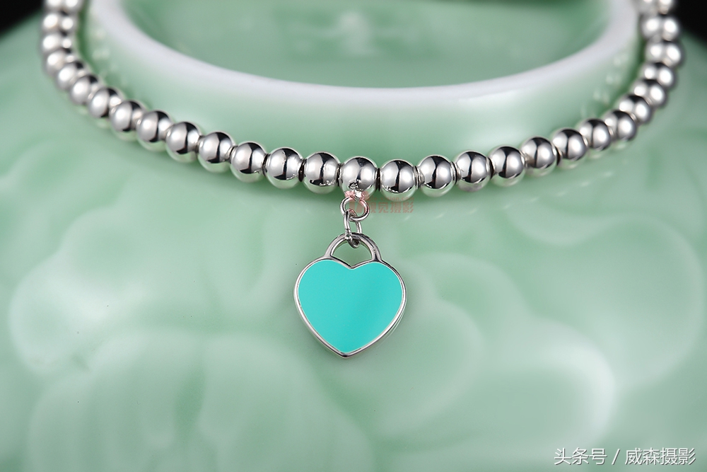 如何拍摄首饰高级感,珠宝首饰怎么拍摄才有高级感