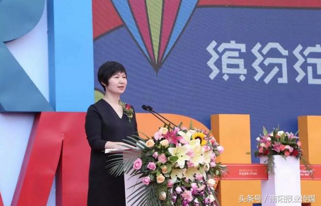 傻吗?建业凯旋广场设1200个地下车位让顾客停车而不租地皮办超市