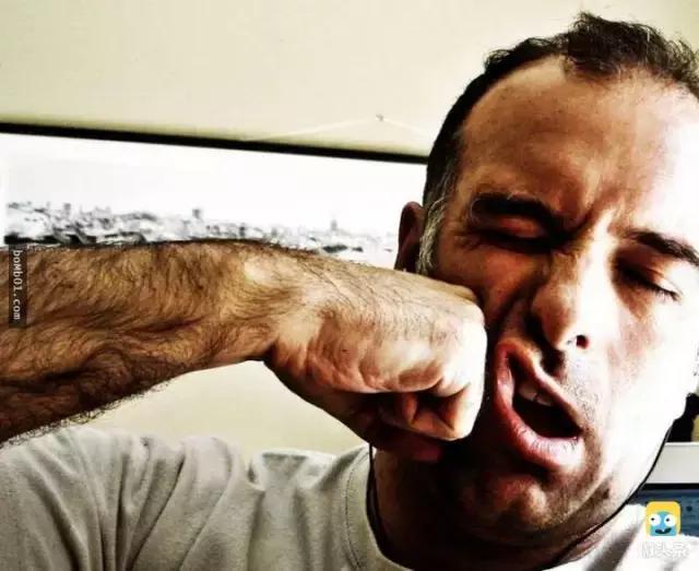 被雷劈是种什么样的体验？看完简直身受同感