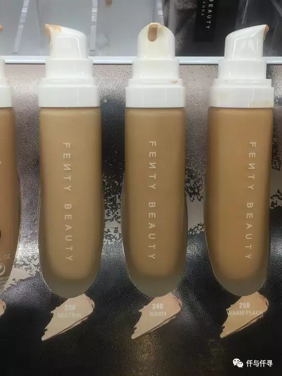 蕾哈娜彩妆真的好用吗,蕾哈娜自创彩妆品牌有哪些