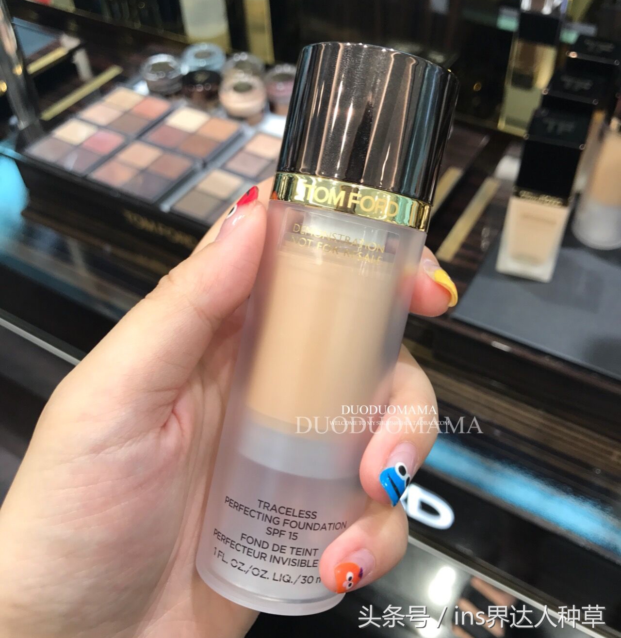 邓伦的这张自拍我真是看不懂了，网友：这下好了，化妆品全曝光了