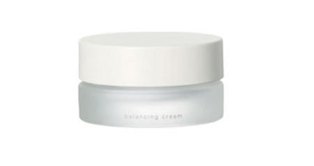 韩国护肤品和日本的护肤品哪个好,日本护肤品和中国护肤品