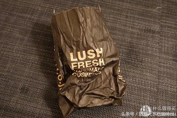 夫妻逛街买买买,夫妻日常买买买