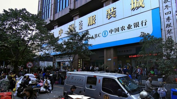 广州服装批发市场新手怎么拿货,广州服装批发市场拿货上款技巧