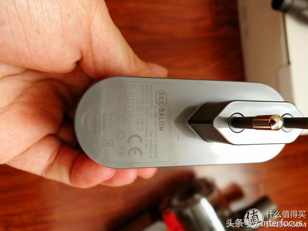 dyson干湿吸尘器,dyson最轻便手持吸尘器