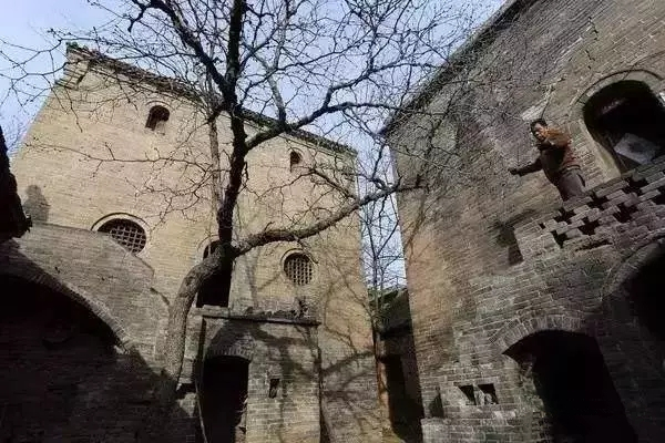 去郑州哪里旅游最便宜又好玩,郑州值得旅游的地方有哪些