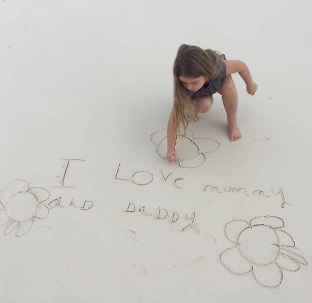 贝小七美照大盘点,贝小七变成小才女