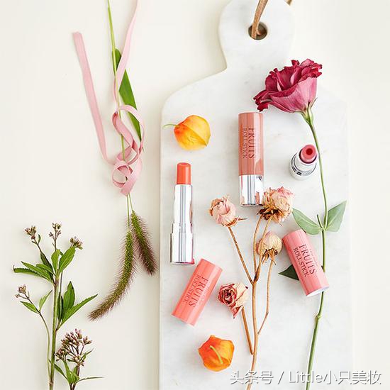 大牌们新出双色口红颜值爆表！兰芝算老几？