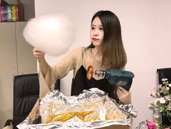 Facebook营销:办公室小野野遍全球