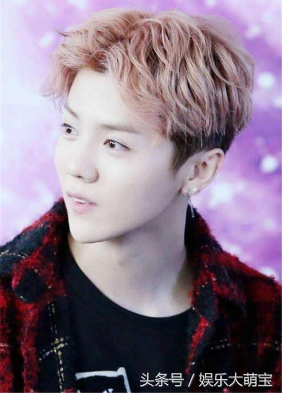 鹿晗出道前经历了什么,鹿晗出众的颜值