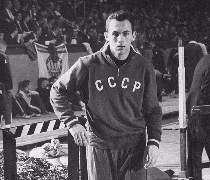 苏联发明断骨增高术,骨科医生神奇疗法