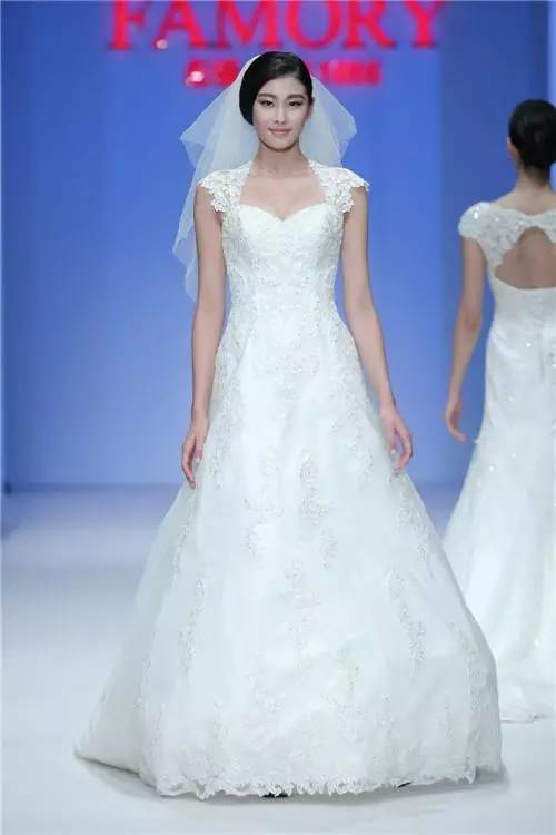 世界著名婚纱,世界十大婚纱品牌官网