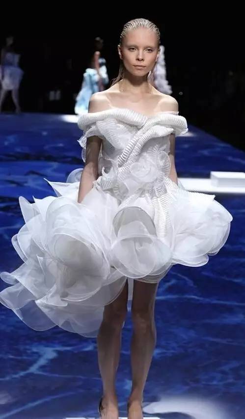 世界著名婚纱,世界十大婚纱品牌官网