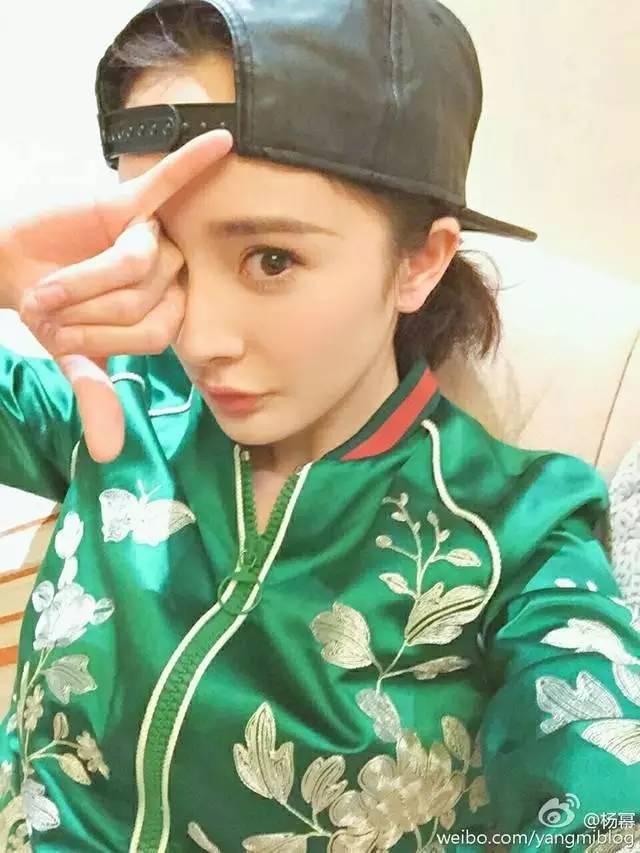 重磅刺绣夹克,朋克风刺绣夹克