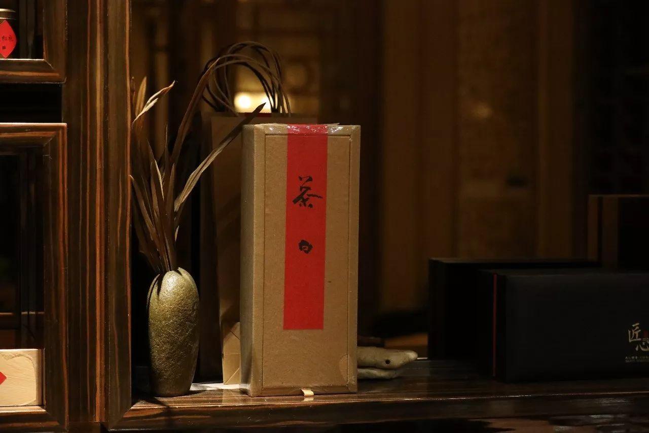 金风送爽同邀月下联,金风送爽迎中秋