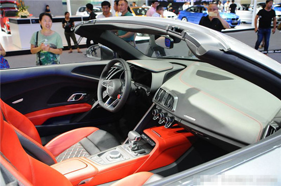 新款敞篷奥迪r8炫酷涂装,奥迪r8绝对是最帅敞篷车超跑之一