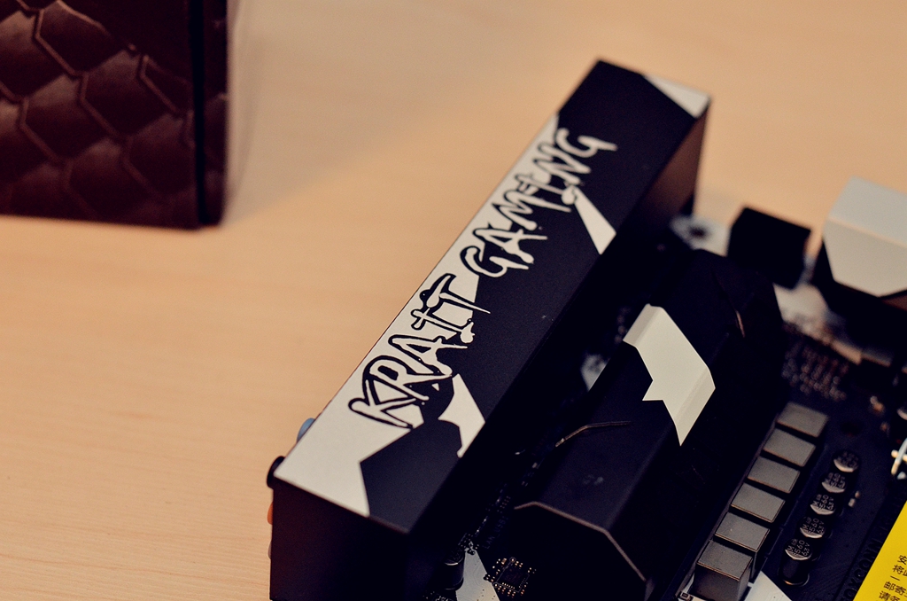 整套主机不到8000,轻松战到2018,只等内存跳水