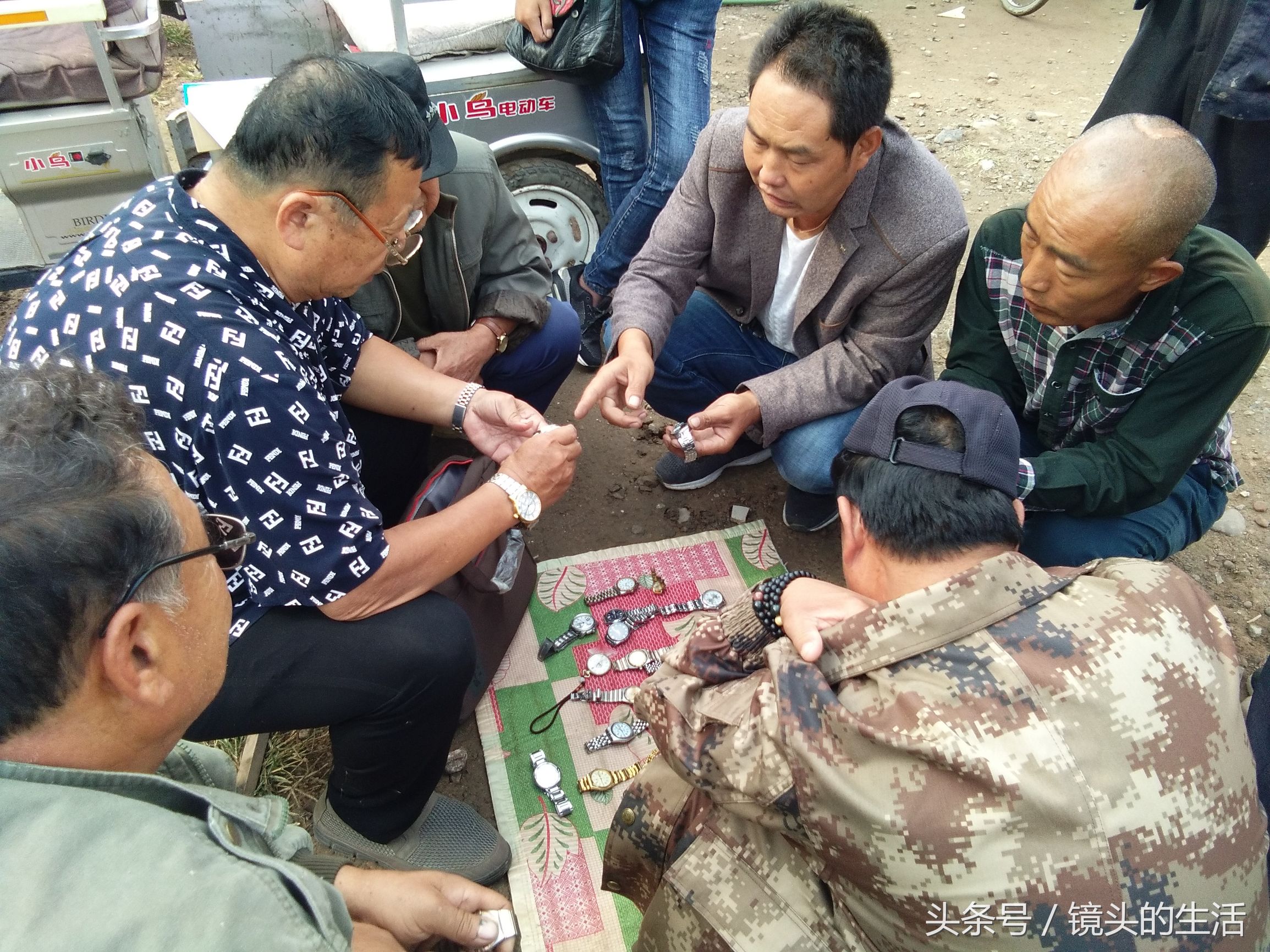 大街上偷偷卖机械表什么套路,集市卖手表套路