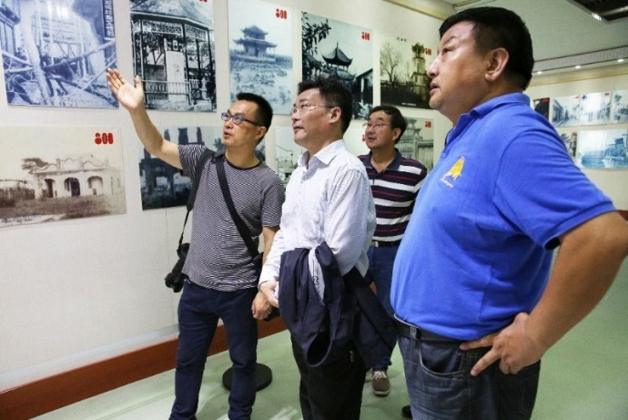 一种极冷僻的城市历史展，为何火在安庆？