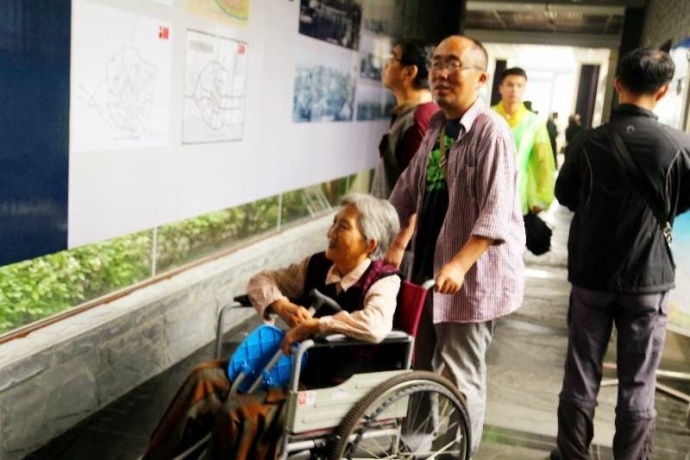 一种极冷僻的城市历史展，为何火在安庆？