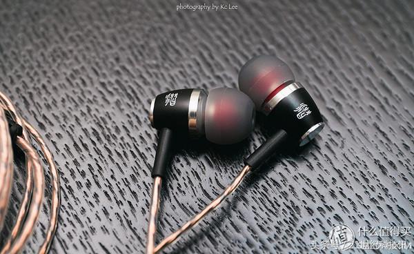 1000以内的入耳耳机,入耳式耳机万元