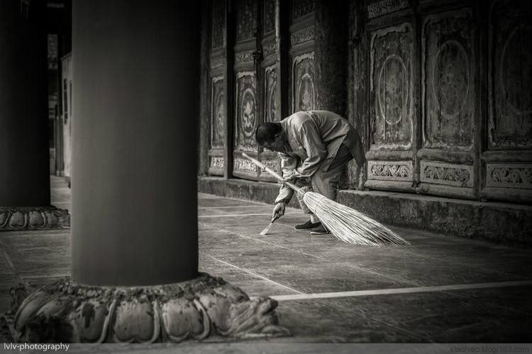 扫地扫心地,扫地扫心扫一切烦恼