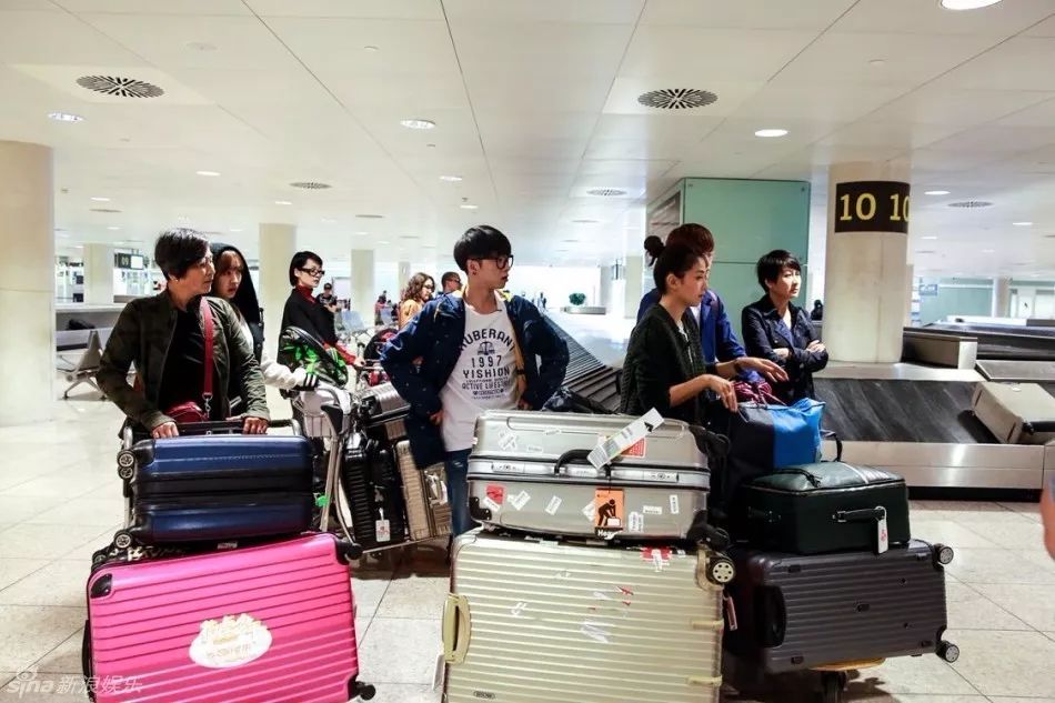 旅行高颜值旅行箱,旅行方便的旅行箱