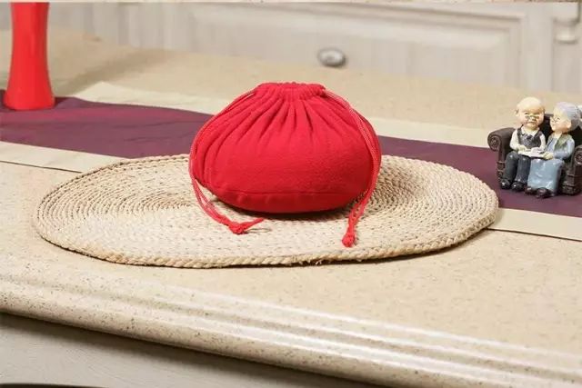 哪个牌子的圣诞限量款好,各个品牌的圣诞限定翻车